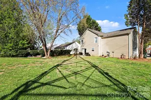 503 River View Dr, Lowell, NC 28098 - Photo 12