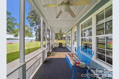 275 S Waters Edge Drive, Winnsboro, SC 29180 - Photo 4