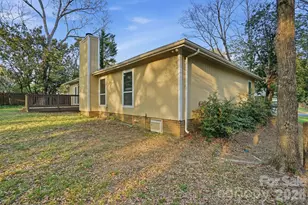 7700 Park Vista Cir, Charlotte, NC 28226 - Photo 32