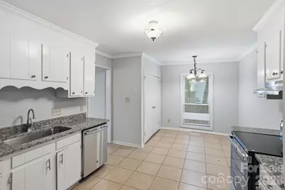 7700 Park Vista Circle, Charlotte, NC 28226 - Photo 10