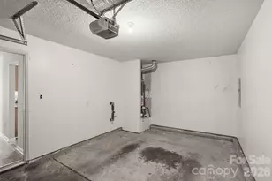 836 Almora Dr, Charlotte, NC 28216 - Photo 36
