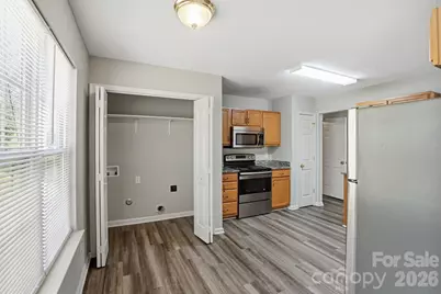 836 Almora Drive, Charlotte, NC 28216 - Photo 16