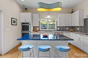 46 Pinecroft Rd, Asheville, NC 28804 - Photo 18