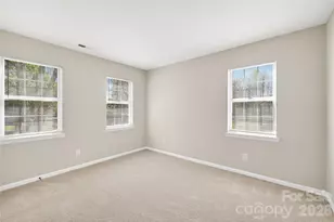 2801 Dellinger Dr, Charlotte, NC 28269 - Photo 24