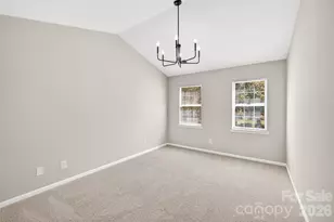 2801 Dellinger Dr, Charlotte, NC 28269 - Photo 16