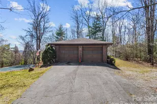 1086 Mine Gap Rd, Zirconia, NC 28790 - Photo 14