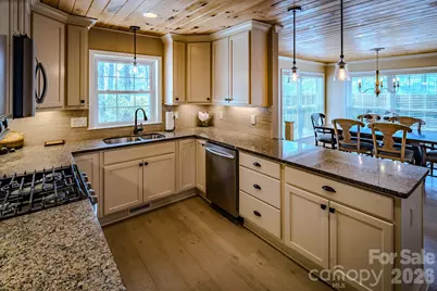 117 Hickory Lane, Newland, NC 28657 - Photo 12