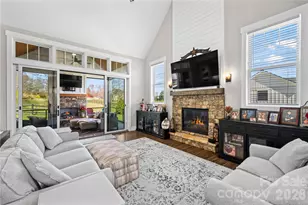 122 Wintercress Dr, Mills River, NC 28759 - Photo 4