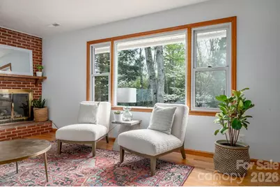 19 Wentworth Avenue, Asheville, NC 28803 - Photo 2