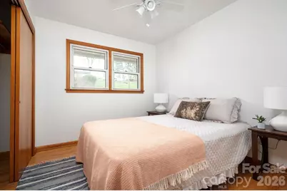 19 Wentworth Avenue, Asheville, NC 28803 - Photo 12