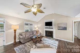 1770 Brittany Ln, Fort Mill, SC 29708 - Photo 4