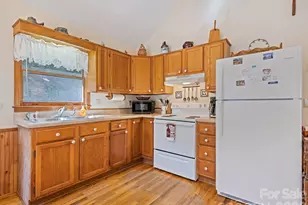 46 Stump Ln, Maggie Valley, NC 28751 - Photo 14