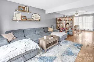 7422 Autumn Trail Dr, Charlotte, NC 28213 - Photo 8