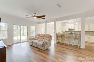 15229 Windward Ln, Lancaster, SC 29720 - Photo 14