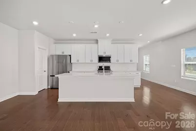 11935 Red Leaf Drive, Charlotte, NC 28215 - Photo 8