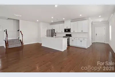 11935 Red Leaf Drive, Charlotte, NC 28215 - Photo 6