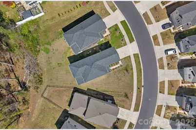 11935 Red Leaf Drive, Charlotte, NC 28215 - Photo 38