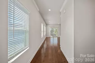 11935 Red Leaf Dr, Charlotte, NC 28215 - Photo 4