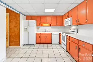 75 Laurelwood Dr, Marion, NC 28752 - Photo 20