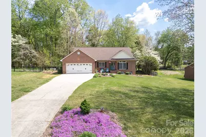 7982 King Arthurs Court, Denver, NC 28037 - Photo 2