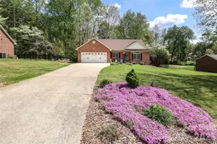 7982 King Arthurs Ct, Denver, NC 28037 - Photo 46