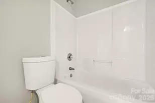 1117 Capps Hollow Dr, Charlotte, NC 28216 - Photo 8