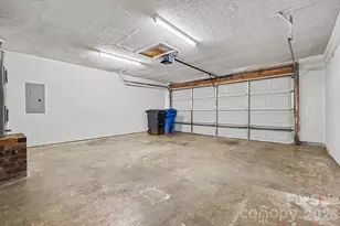 1117 Capps Hollow Dr, Charlotte, NC 28216 - Photo 12