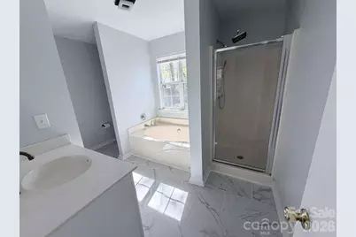 8523 Boxford Court, Charlotte, NC 28215 - Photo 14