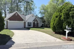 8523 Boxford Ct, Charlotte, NC 28215 - Photo 2