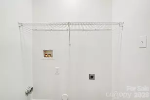 6308 Dumont Ln, Charlotte, NC 28269 - Photo 8