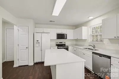 6308 Dumont Lane, Charlotte, NC 28269 - Photo 12