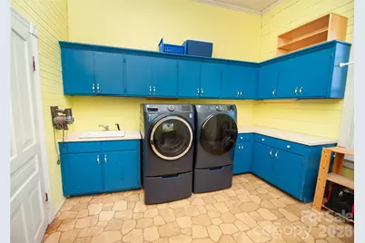 447 N Washington Street, Rutherfordton, NC 28139 - Photo 34