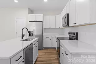 2123 Woodhurst Ln, Albemarle, NC 28001 - Photo 4