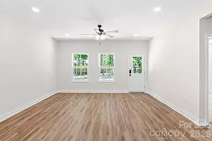 2123 Woodhurst Ln, Albemarle, NC 28001 - Photo 8