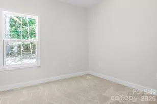 2123 Woodhurst Ln, Albemarle, NC 28001 - Photo 10