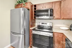 157 Toxaway Vws Dr, Lake Toxaway, NC 28747 - Photo 16