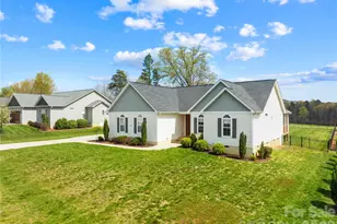 151 Castle Pines Ln, Statesville, NC 28625 - Photo 38