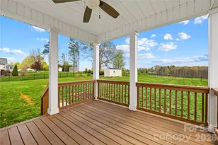 151 Castle Pines Ln, Statesville, NC 28625 - Photo 10