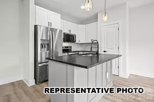 210 N Vance St, Gastonia, NC 28052 - Photo 4