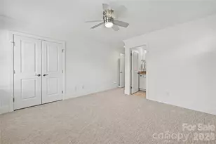 1102 Yale Pl, Charlotte, NC 28209 - Photo 28