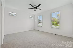 1102 Yale Pl, Charlotte, NC 28209 - Photo 16