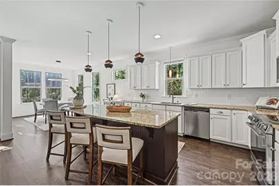 1102 Yale Place, Charlotte, NC 28209 - Photo 6