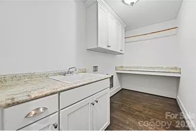 1102 Yale Place, Charlotte, NC 28209 - Photo 32