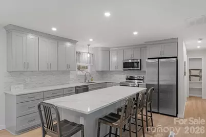 409 Robinson Avenue, Matthews, NC 28104 - Photo 10