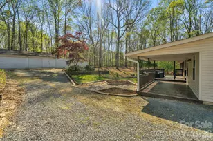 409 Robinson Ave, Matthews, NC 28104 - Photo 24
