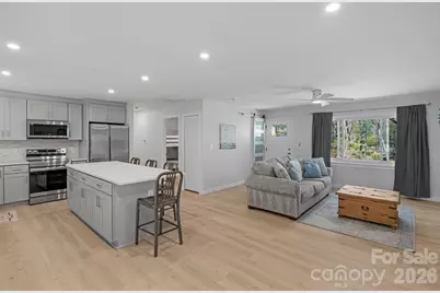 409 Robinson Avenue, Matthews, NC 28104 - Photo 12