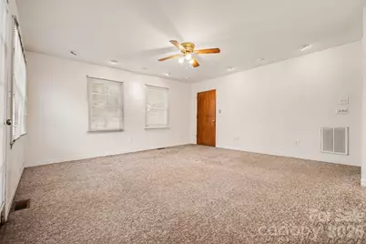 2627 Scarlet Circle, Charlotte, NC 28273 - Photo 10