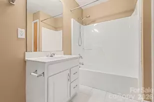 2627 Scarlet Cir, Charlotte, NC 28273 - Photo 16