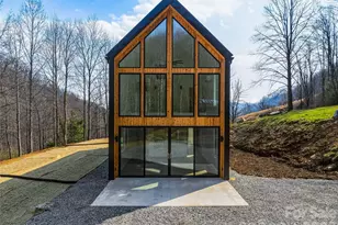 710 Kendal Dr, Leicester, NC 28748 - Photo 2