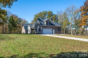 1579 Jennings Rd, Statesville, NC 28625 - Photo 2